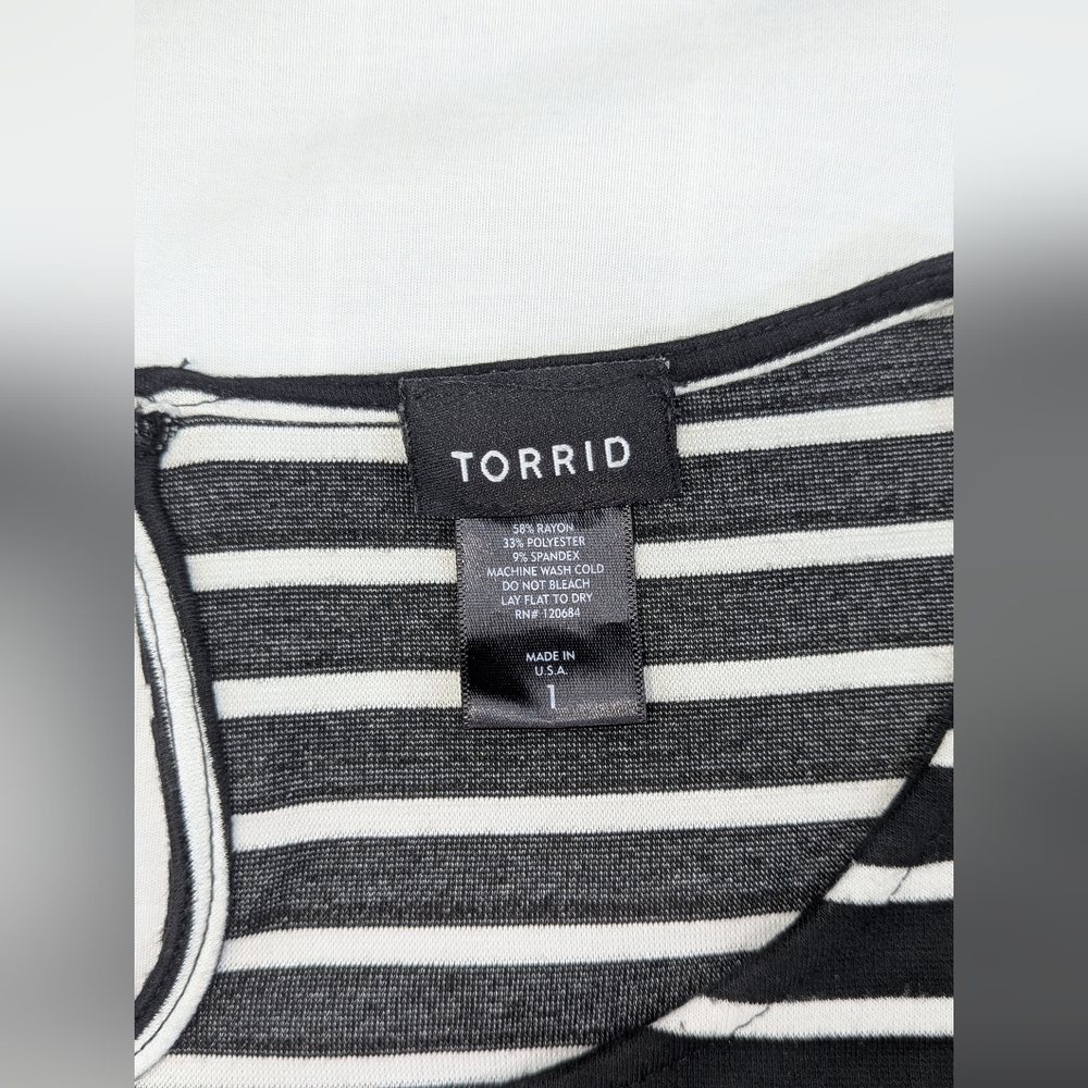 Torrid Micro Crop Top - Picture 2 of 7
